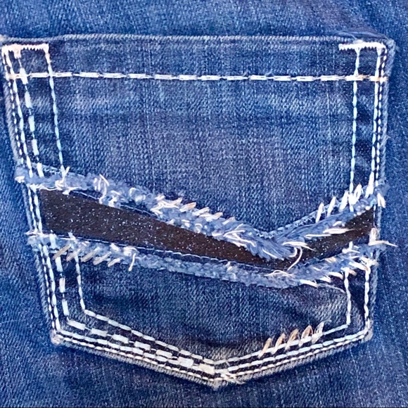 COPY - BKE Addison Cropped Thick Stitch, Raw Hem Size 26 - Picture 6 of 7